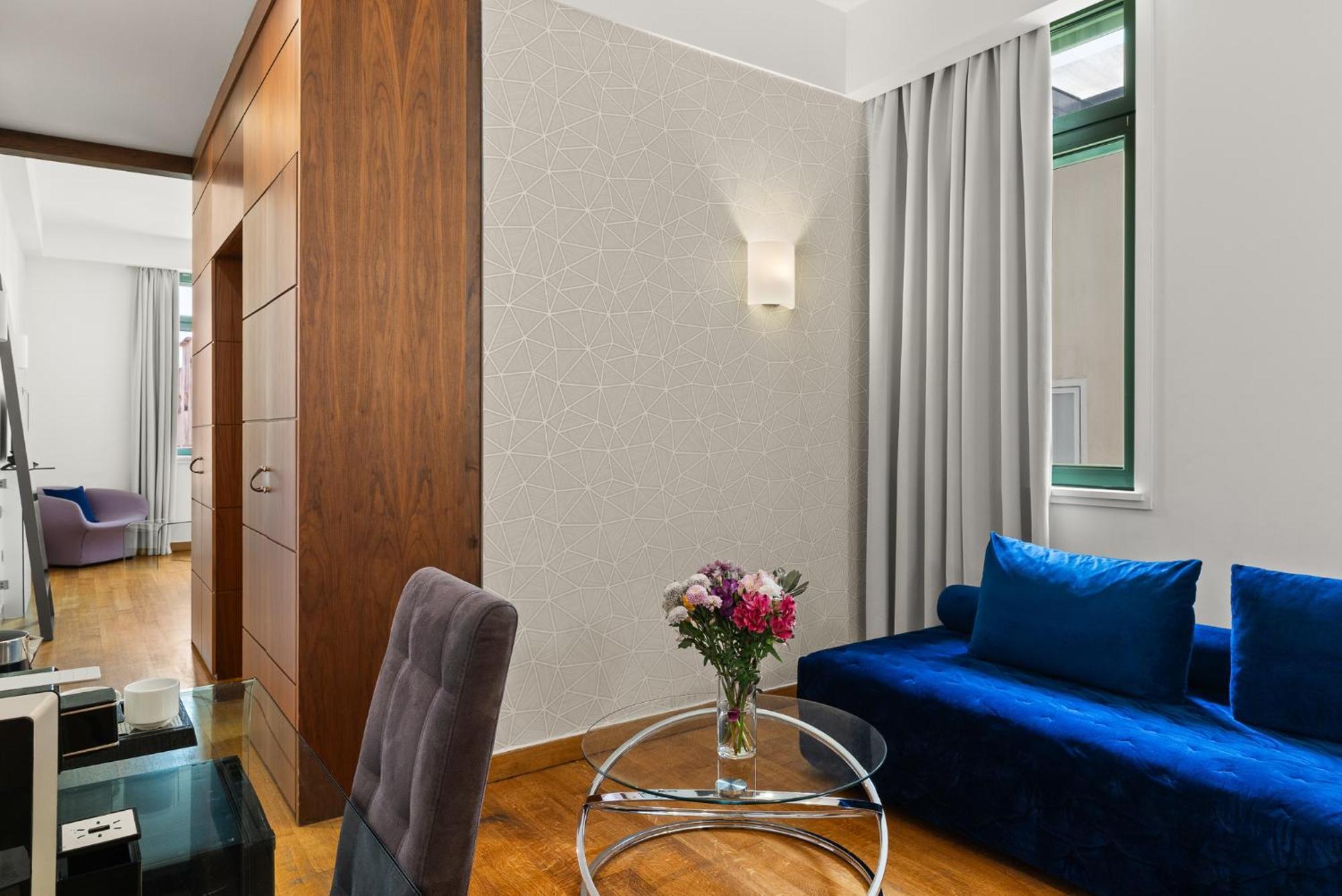 Junior Suite Acropolis View